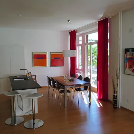 Paracelsus Stadt * Locarno