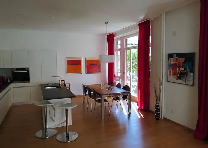 Paracelsus Stadt * Locarno